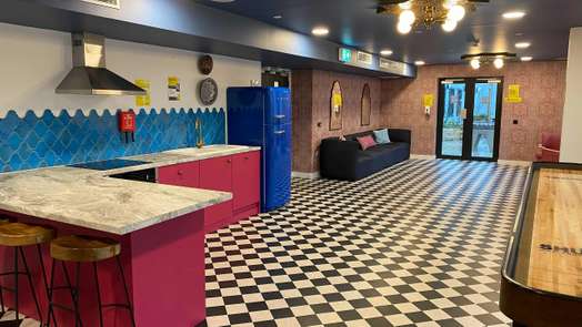 Photo of a bailey Point.