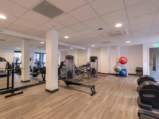 Photo of a bailey Street.