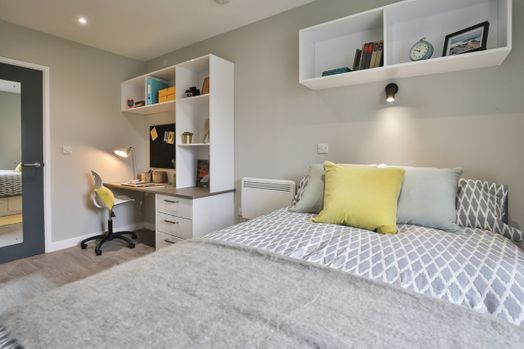 Classic 4 Bed Shared House