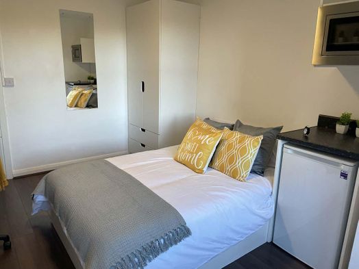 Classic Non-En Suite
