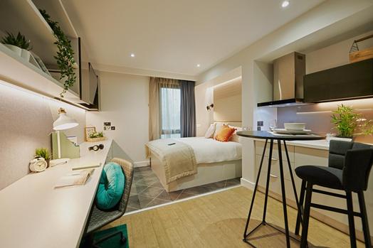 Platinum Studio Floor One