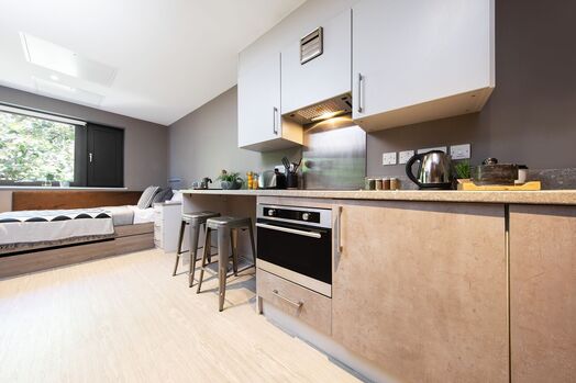 Photo of a tenancy takeover - silver studio - Eclipse, Cardiff.