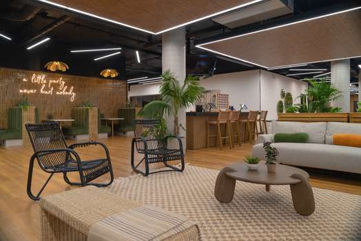 Photo of a canvas Manchester.