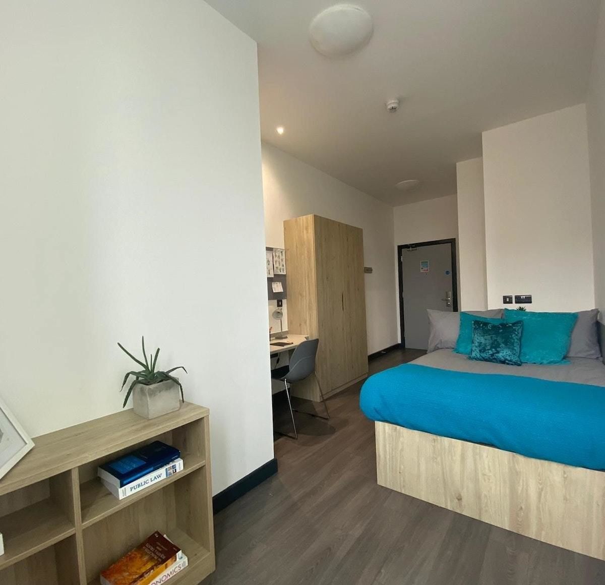 Ensuite room in 1room student hall in Belfast Rooms for Rent