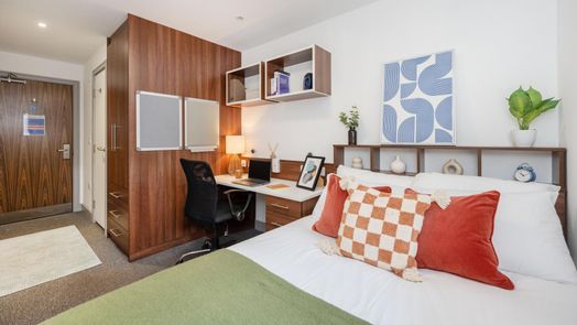 Standard Ensuite