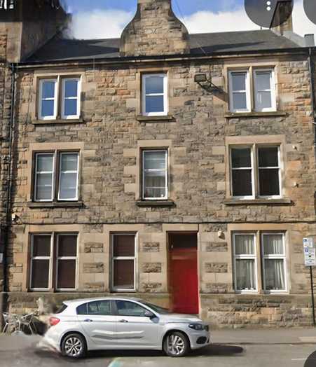 Photo of a 4 Bed Flat in central Stirling.