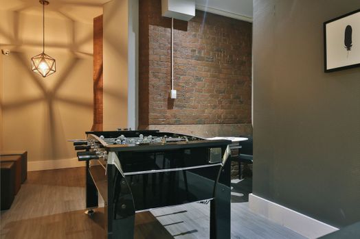 Photo of a the Hahnemann Building.