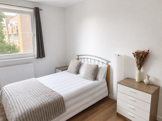 Photo of a 22 Corringham House (ii).
