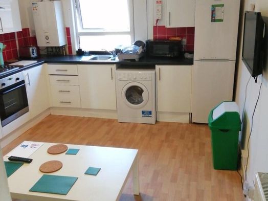 Photo of a flat 3, Radnor House.