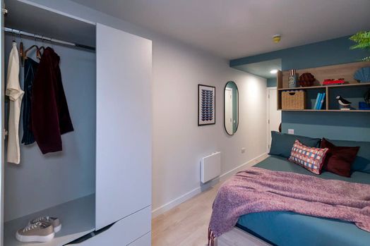 Gold En Suite (Floor 7)