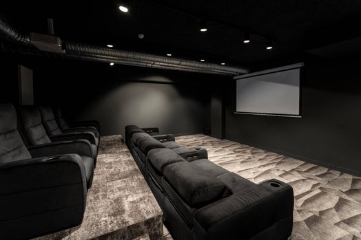 Photo of a canvas Paris La Defense Students.