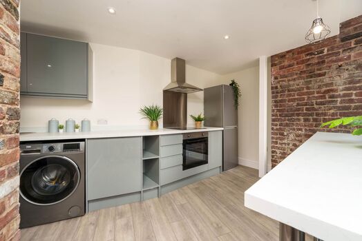 Photo of a rooms available Anglo Works (1AW).