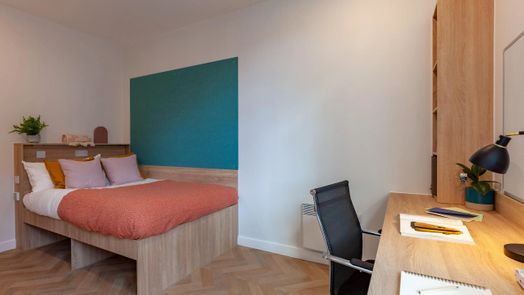 Deluxe Ensuite