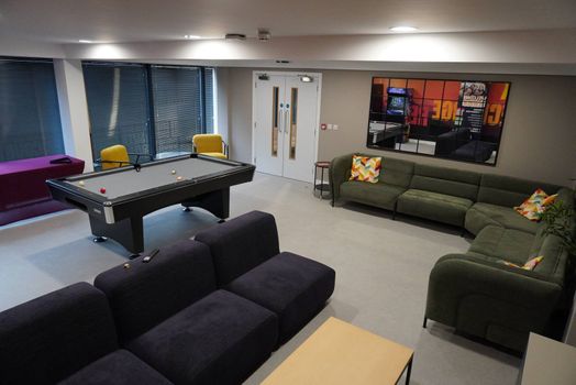 Photo of a sizer Court.