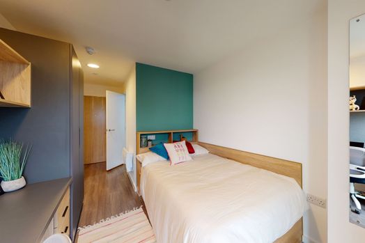 Platinum En Suite