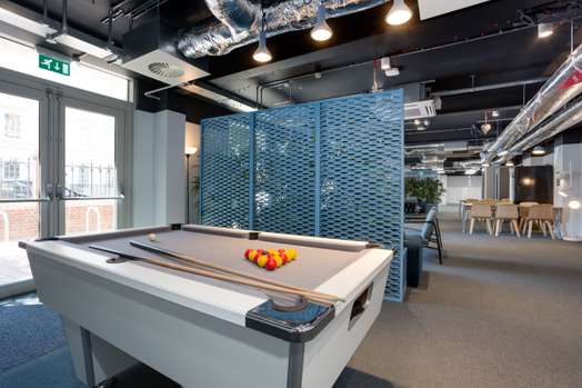 Photo of a queen Street Studios.