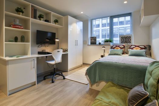 Classic Smaller Studio
