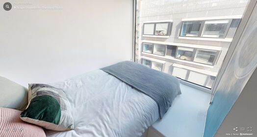 Photo of a double bed ensuite room in 1-room student hall in London.