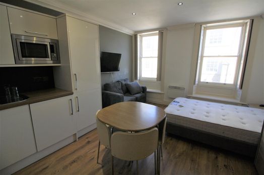 Photo of a flat 6, 127 St. Leonards Gate, Lancaster, LA1 1NL.
