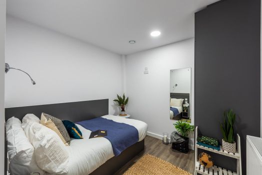 2 Bed Studio