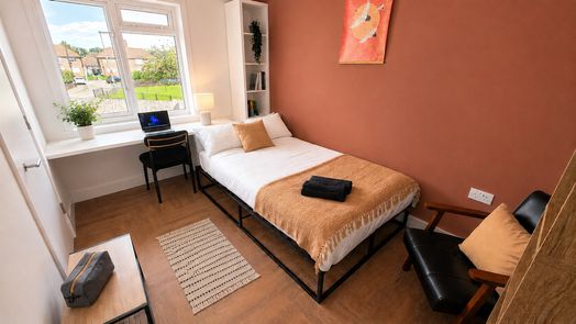 Photo of a 🎓 BRAND NEW PRIVATE STUDENT STUDIOS AVAILABLE – NO SHARING! 🎓.