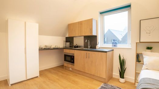 Townhouse Deluxe Studio