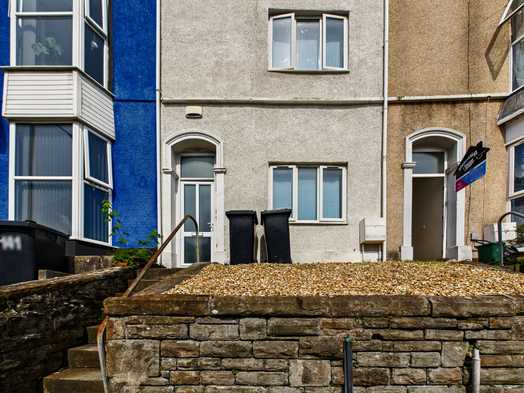 Photo of a 142 King Edwards Road - 7 bed.
