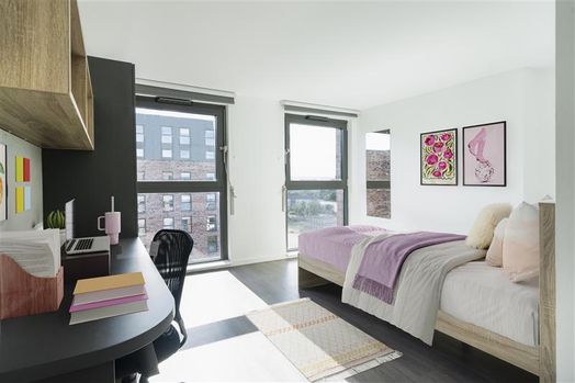 Platinum En Suite