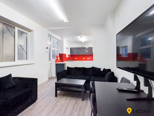 Photo of a 22 Glanmor Crescent.