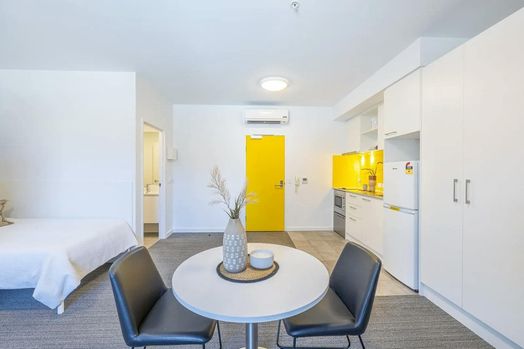 Premier Twin Share Studio (High Floor)