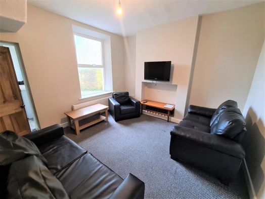 Photo of a 27 Borrowdale Road, Lancaster, LA1 3HF.