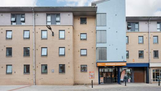Devonshire Courtyard