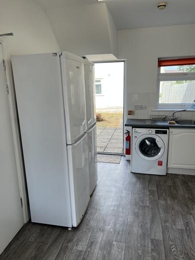 Photo of a 6 bed house in Filton, Bristol.