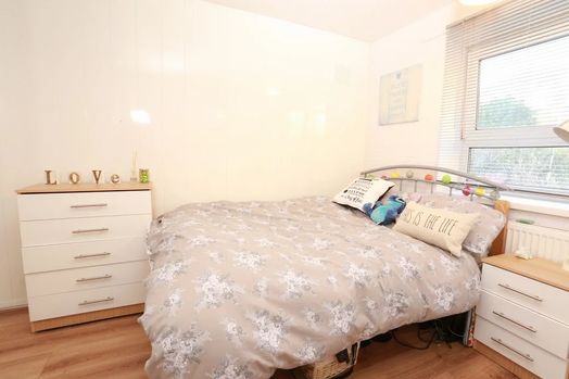 Room 4