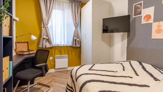Classic - 2 Bed Flat