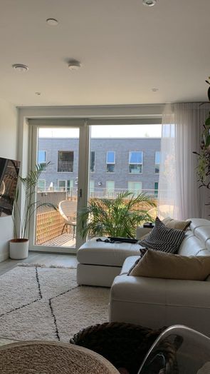 Photo of a stunning One-Bedroom flat near Canary Wharf.