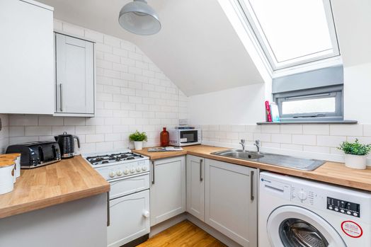Photo of a flat C 66, Headingley Mount.