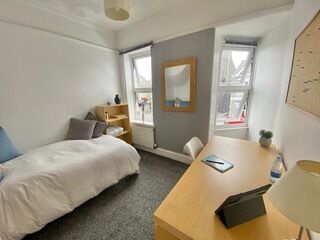 Photo of a rooms available in a popular 7 bed student house.