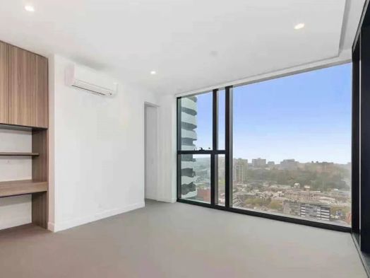 Belong Melbourne CBD – Luxury 2 Bedroom Apartment Near Top Universities