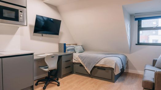 Premium Studio
