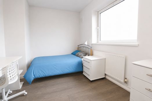 Room 4