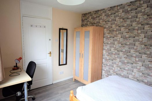 Photo of a 3 Teddington Close.