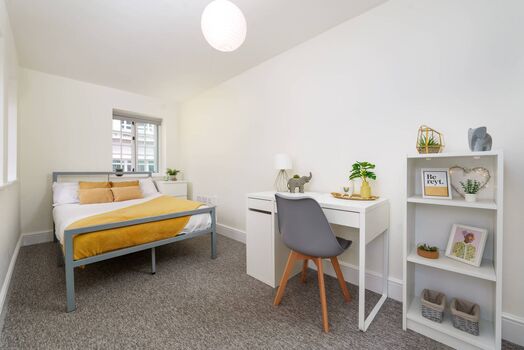 Photo of a rooms available Anglo Works (1AW).