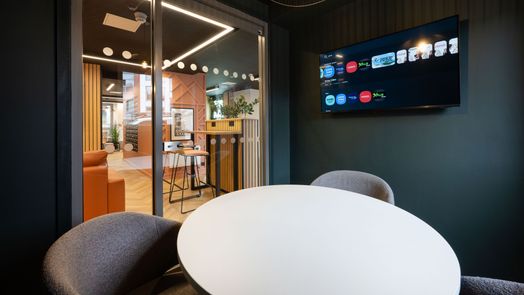 Photo of a newarke Point.