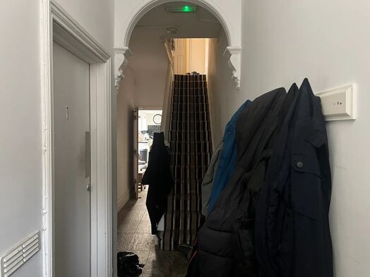 Photo of a whole 6-bed house just off Lenton Boulevard.