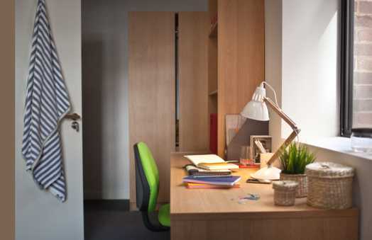 Photo of a ensuite room in a student hall in Leeds.