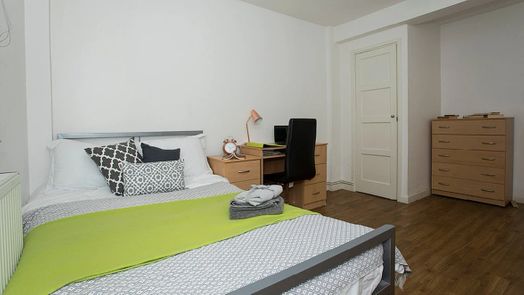 Gold Non-Ensuite Room