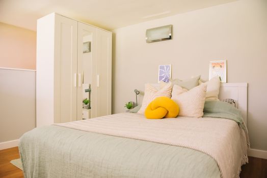 Classic Smaller 1-Bed Apartment