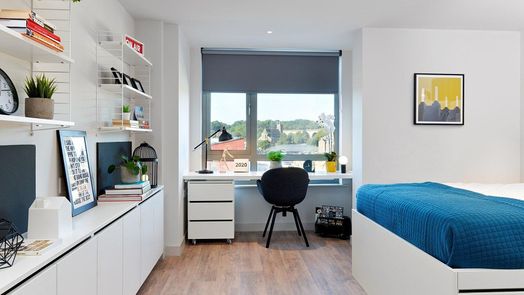 Cookson Ensuite