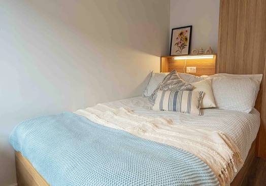 Bronze Ensuite Plus